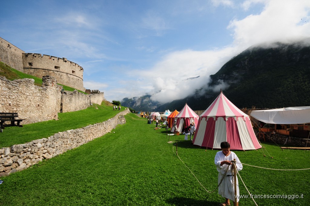 Castello di Beseno 2011.08.06_3.JPG